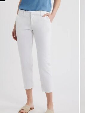 Anthropologie White Cropped Capris with Belt Loops